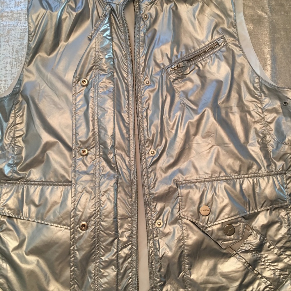 Reversible R-R-L Vest - Picture 2 of 12